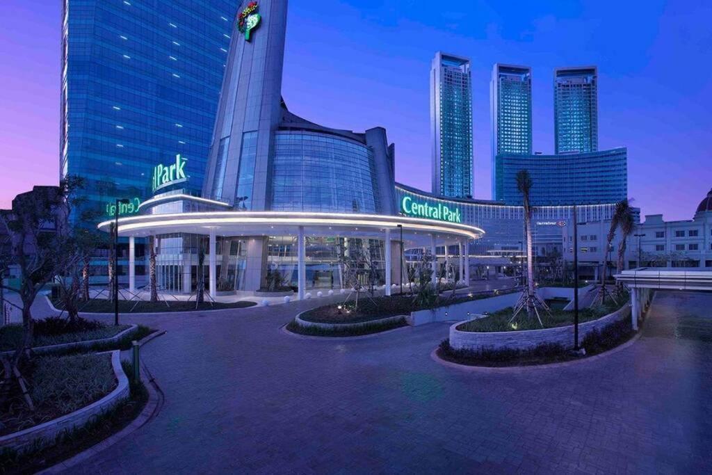 Homy 2 Bedroom Apartment Near Shopping Malls Jakarta Exterior foto